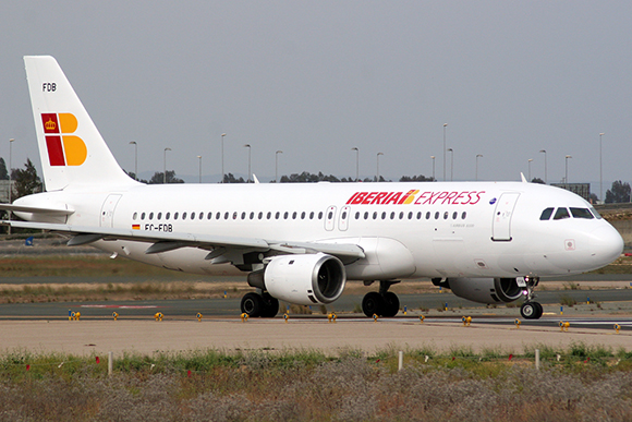 Iberia sigue por delante de las low cost en España en 2015