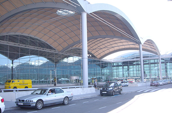 El Aeropuerto de Alicante sigue batiendo récords
