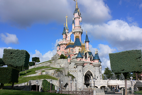 Disfruta de un viaje en AVE a París con la familia