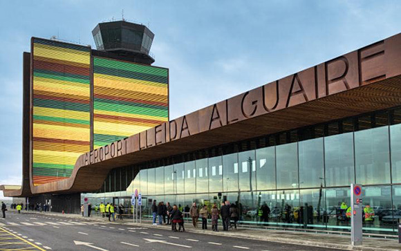 Hay dos aeropuertos españoles entre los 21 más bonitos